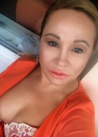 Проститутка Алиса +79811363384 с 2 размером груди предлагает профессиональные секс и интим услуги возле метро Московская в городе Санкте-Петербург - фото 1